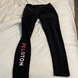Beyond yoga x peloton leggings